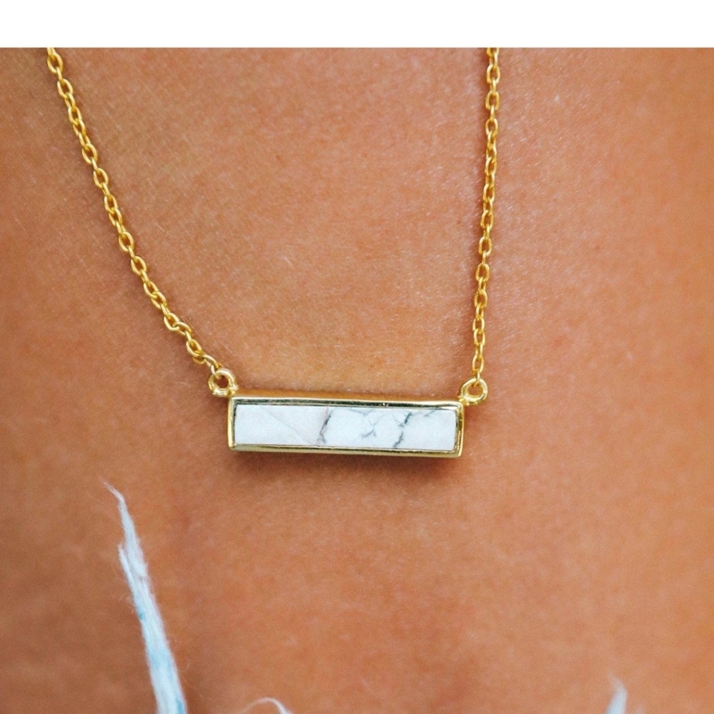 NEW Gold Howlite‎ Bar Necklace - Picture 7 of 8